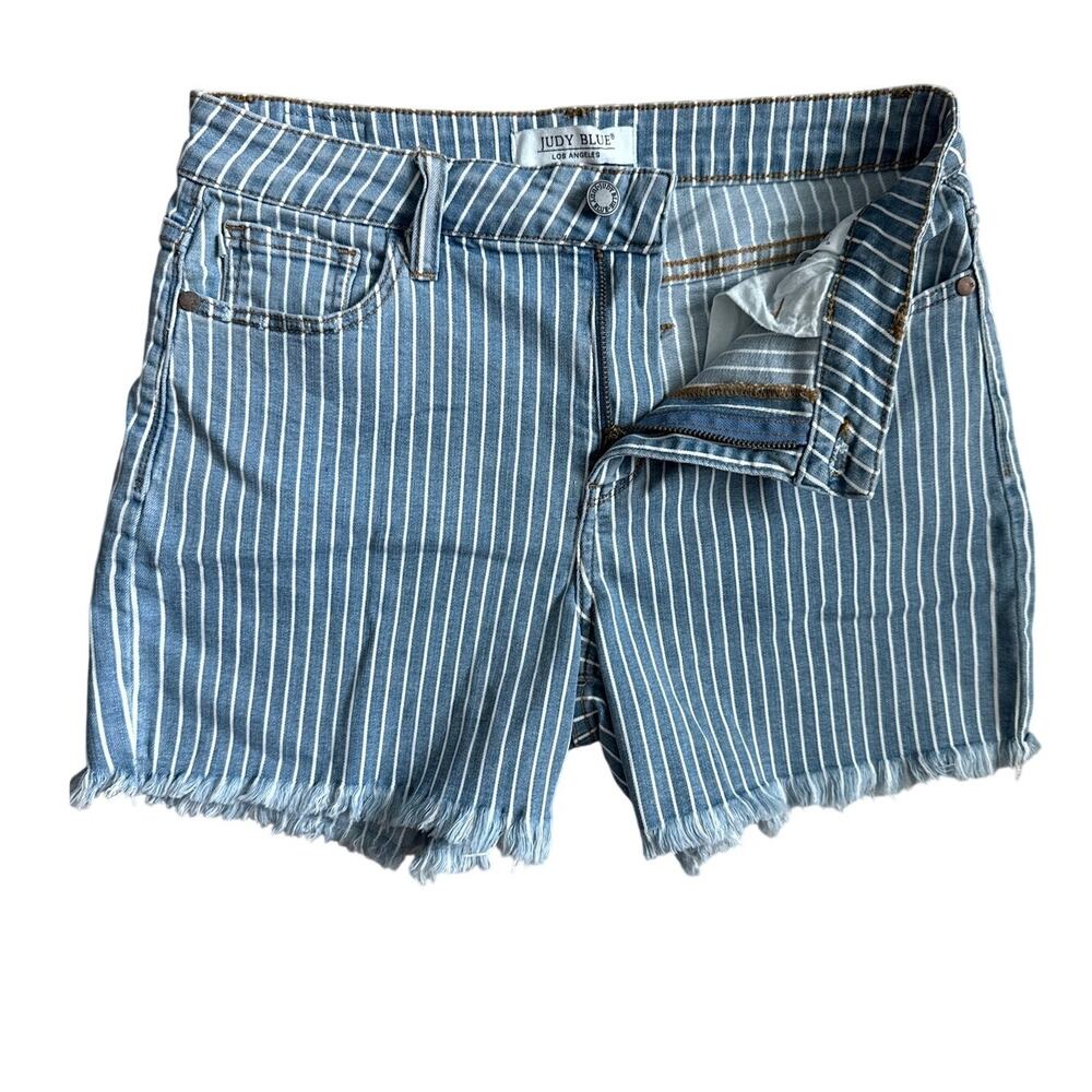 Judy Blue Kya White Striped Denim Stretch Shorts Size Medium - Picture 6 of 10